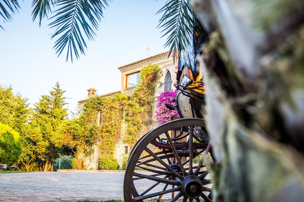 Le Colline Del Gelso-Masseria Mazzei Rossano Ngoại thất bức ảnh
