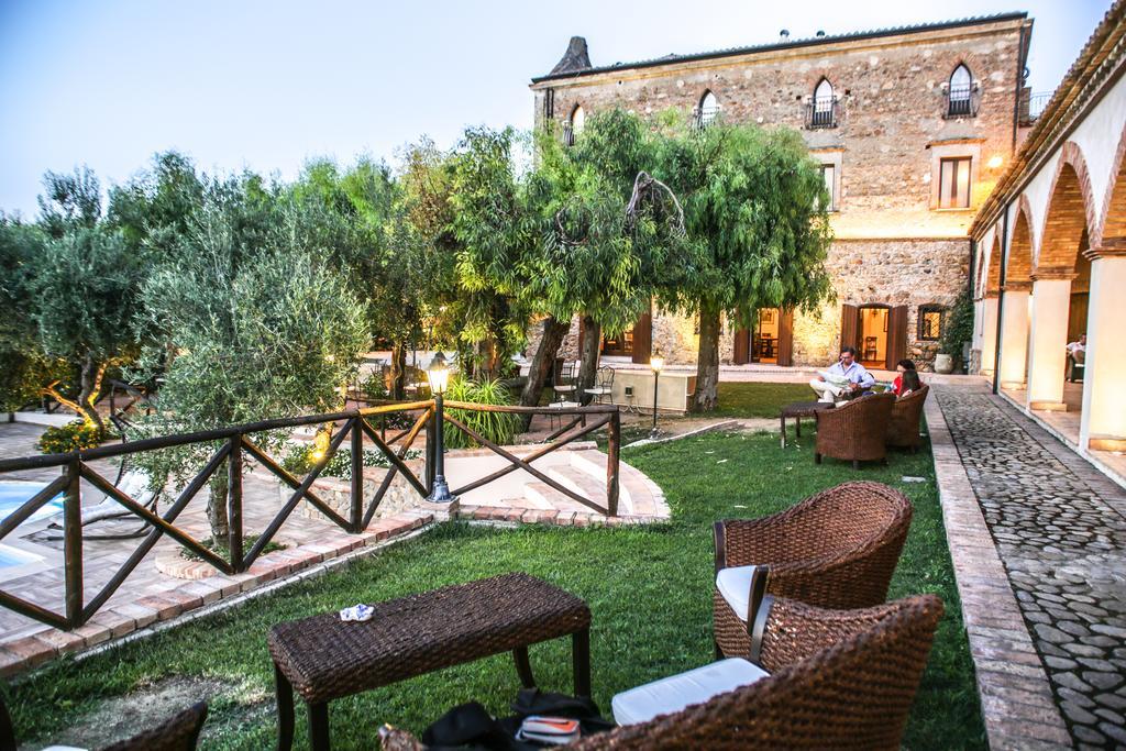 Le Colline Del Gelso-Masseria Mazzei Rossano Ngoại thất bức ảnh
