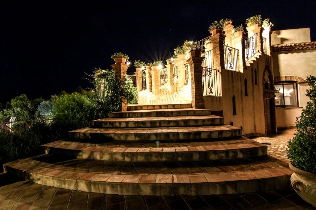 Le Colline Del Gelso-Masseria Mazzei Rossano Ngoại thất bức ảnh