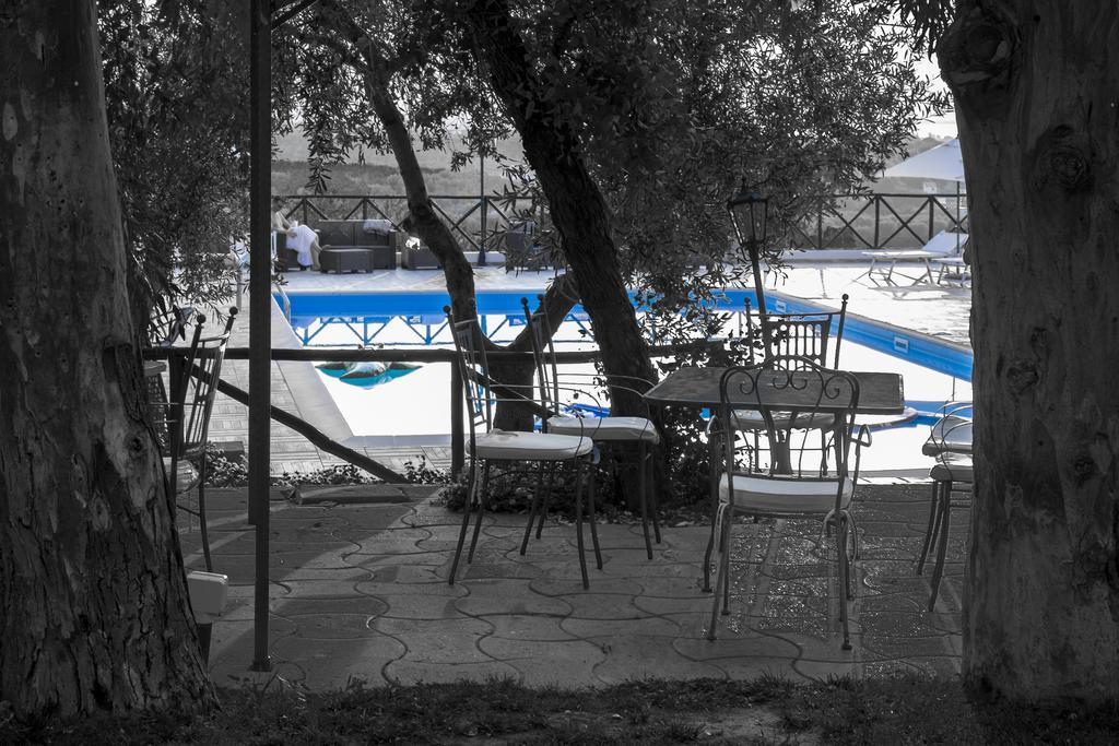 Le Colline Del Gelso-Masseria Mazzei Rossano Ngoại thất bức ảnh